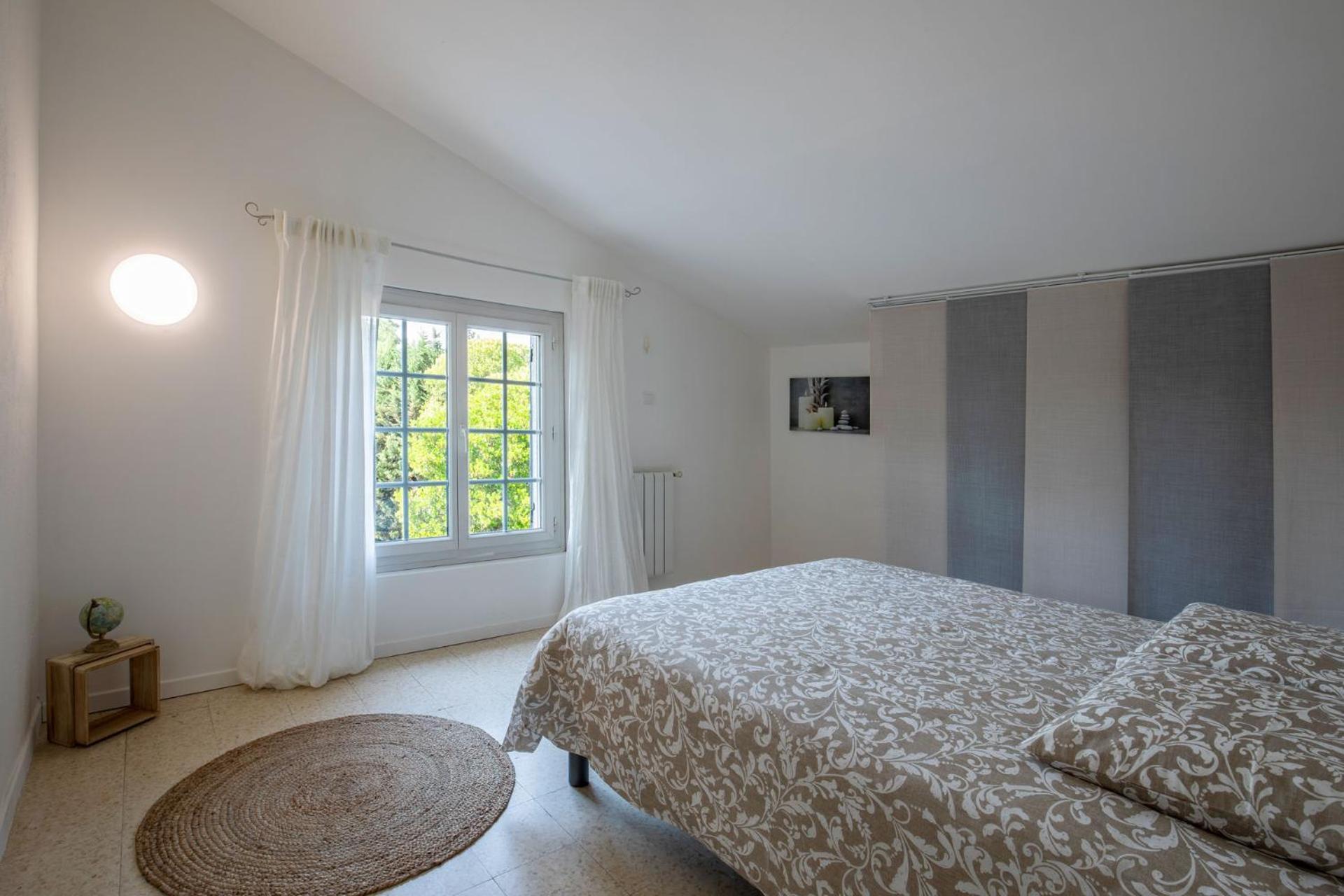 Villa Lumineuse Avec Piscine Chambres Ou Villa Saint-Georges-dʼOrques المظهر الخارجي الصورة