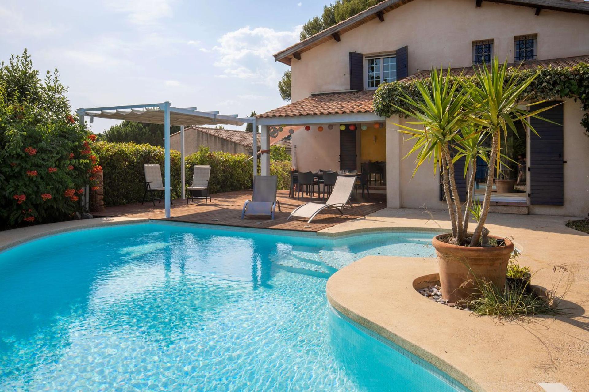 Villa Lumineuse Avec Piscine Chambres Ou Villa Saint-Georges-dʼOrques المظهر الخارجي الصورة